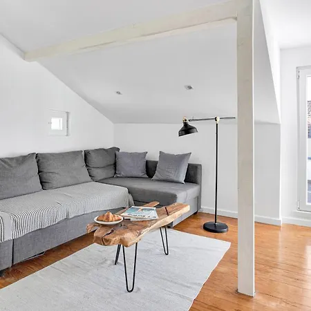 Alcantara Sunny Terrace Appartamento Lisbona